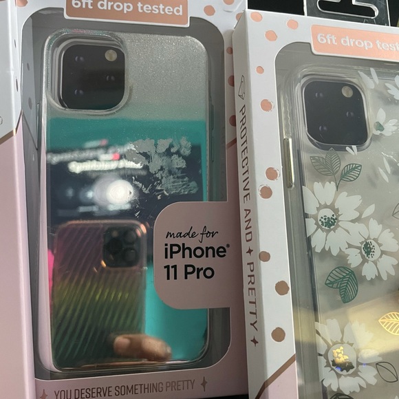 iPhone cases - Picture 3 of 5